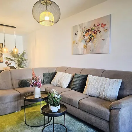 Lejlighed Stylish Old Town With Free Parking And A Balcony Near The Cathedral Augsburg