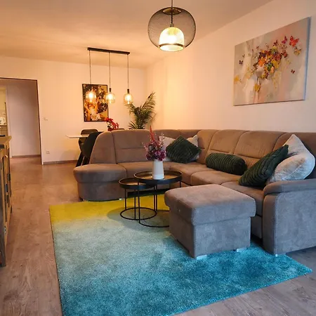 아파트 Stylish Old Town With Free Parking And A Balcony Near The Cathedral